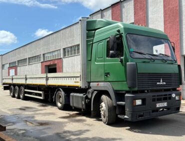 MAZ 5440