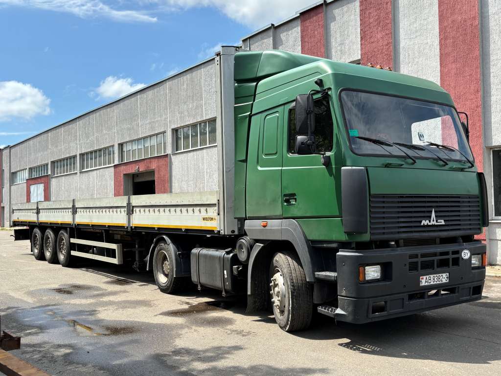 MAZ 5440
